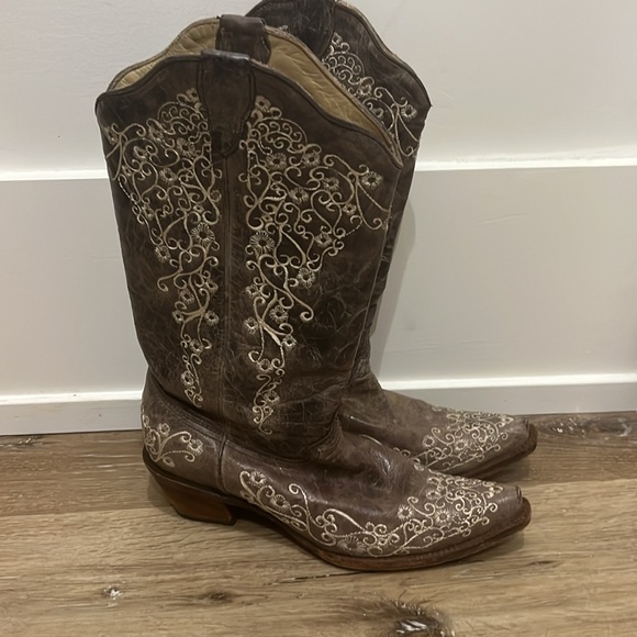 CORRAL Vintage Flower Embroidered Cowgirl Boots 10 - Picture 6 of 11